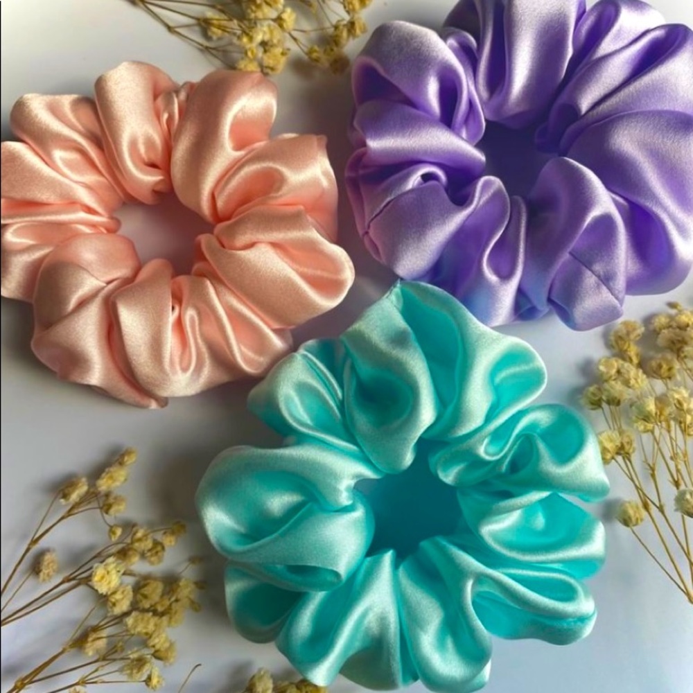 Homemade Scrunchies🥰🍀💚💖